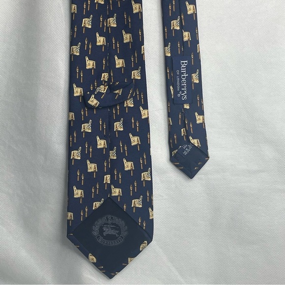 Burberrys of London Silk Neck Tie Fountain Pen Card Suit Pattern Made in Italy - Picture 7 of 14